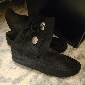Moccasin booties